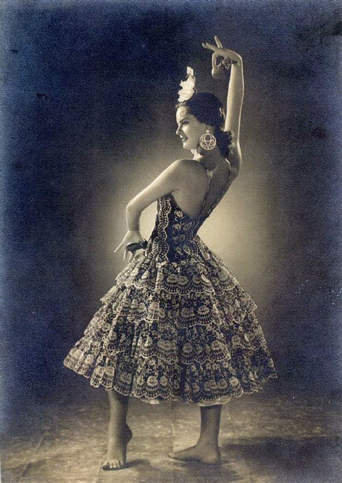 p02.jpg - childhood flamenco photo