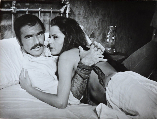 24stillb.jpg - 100 Rifles promotional still