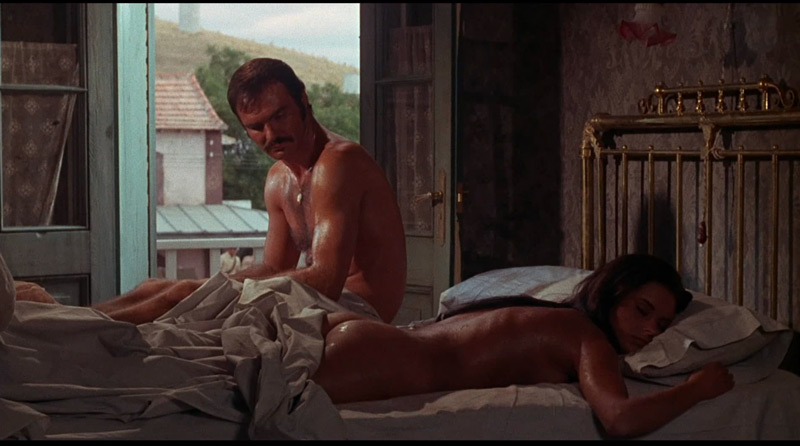 sc100e03.jpg - 100 Rifles screencap