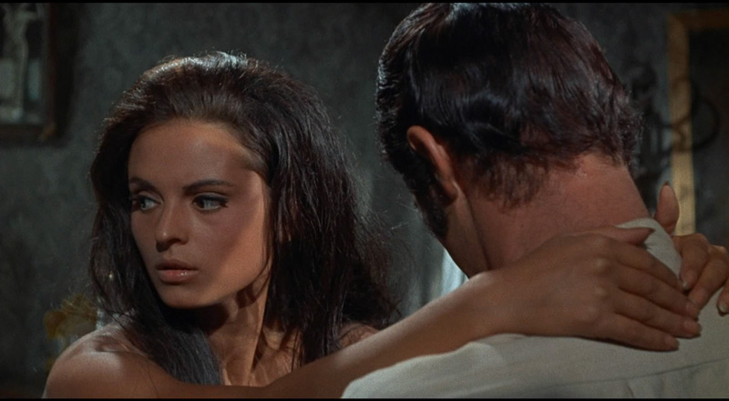 sc100e06.jpg - 100 Rifles screencap