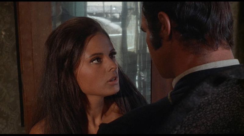 sc100e08.jpg - 100 Rifles screencap