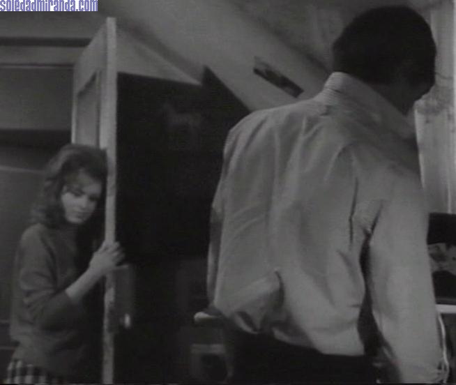 scsaudade40.jpg - A canção da Saudade screencap