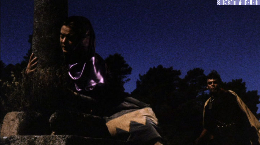 castsc03.jpg - Castilian screencap