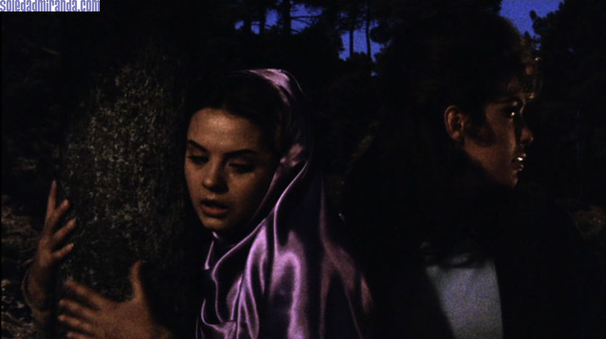 castsc05.jpg - Castilian screencap