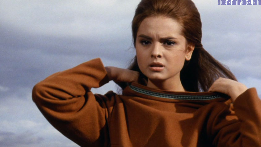 castsc15.jpg - Castilian screencap