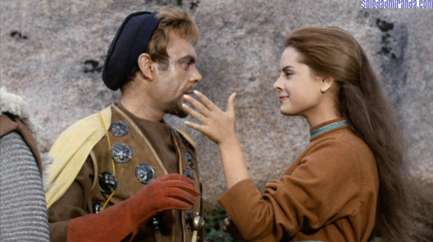 castsc18.jpg - Castilian screencap