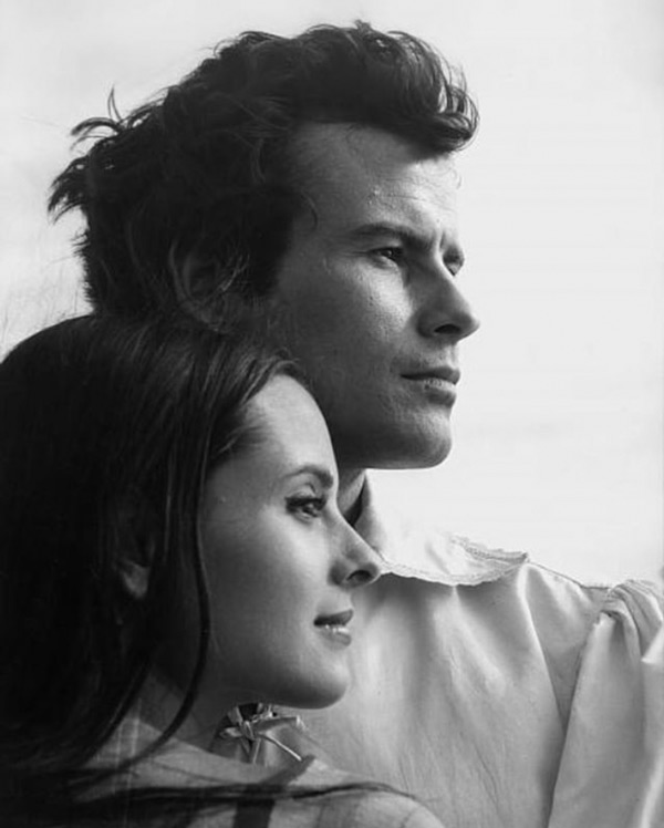 13still2.jpg - Cervantes publicity still