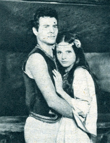 20lect-66a.jpg - magazine picture of a set visit