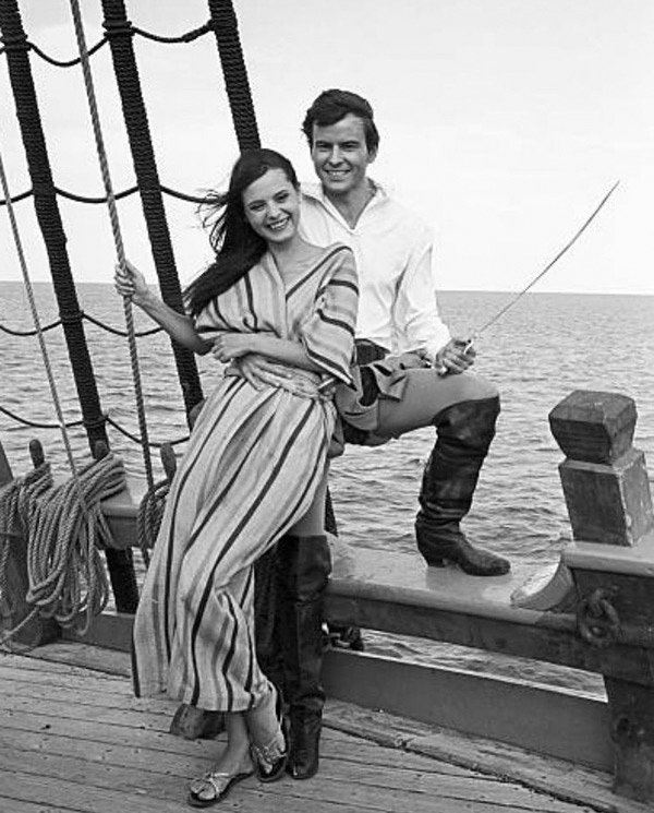 20still.jpg - Cervantes publicity still