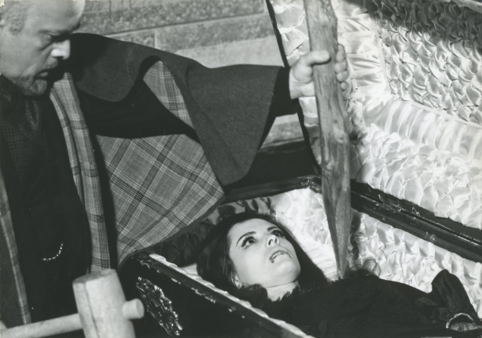 17stillD.jpg - Count Dracula still