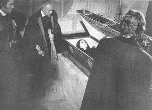 25still3.jpg - Count Dracula still