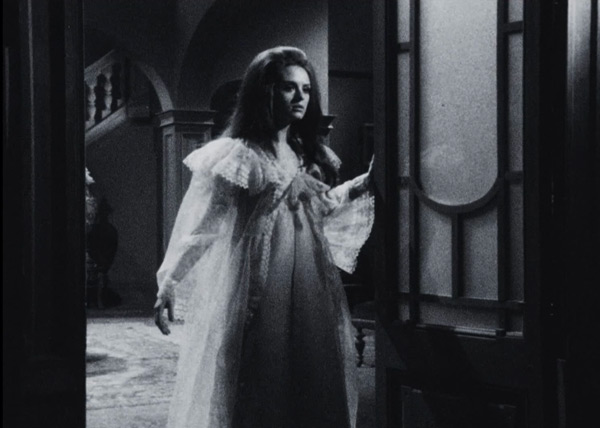 cuadsc15.jpg - Vampir-Cuadecuc screencap