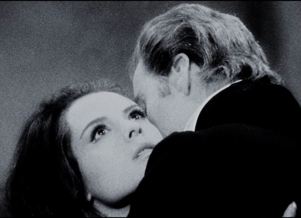 cuadsc22.jpg - Vampir-Cuadecuc screencap