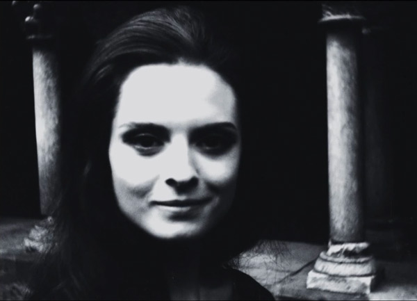 cuadsc39.jpg - Vampir-Cuadecuc screencap