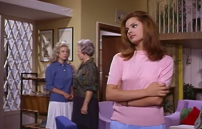 sccuat11.jpg - Cuatro bodas y pico screencap