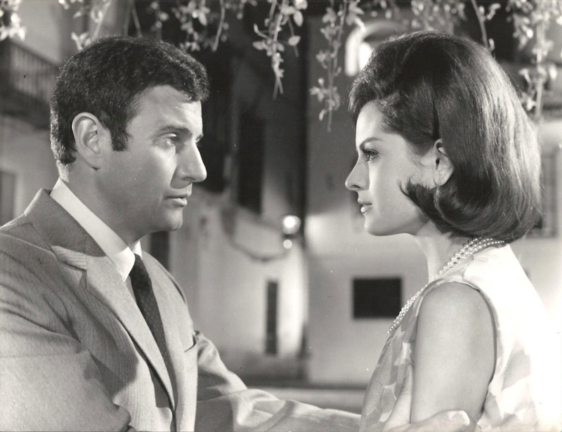 08still2.jpg - Currito de la Cruz still