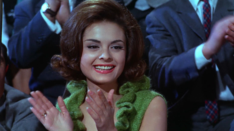 sccurr11.jpg - Currito de la Cruz screencap