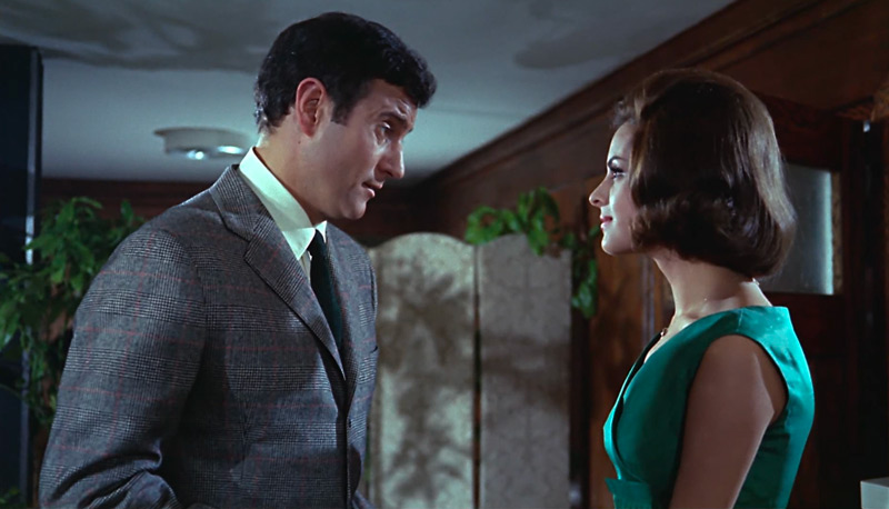 sccurr17.jpg - Currito de la Cruz screencap