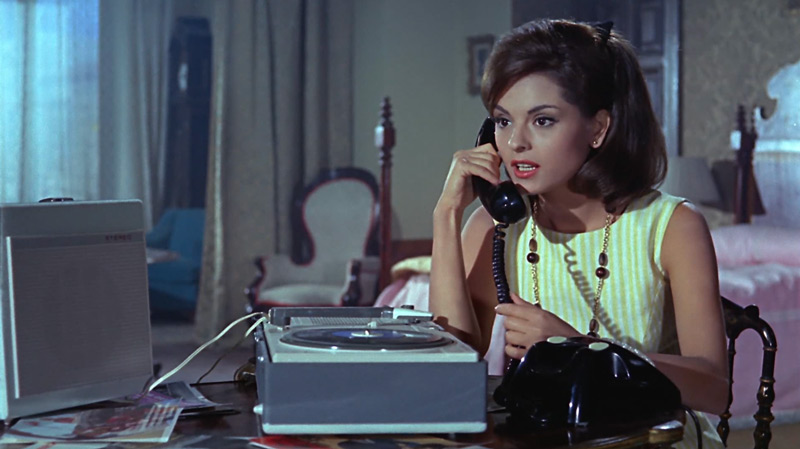 sccurr28.jpg - Currito de la Cruz screencap