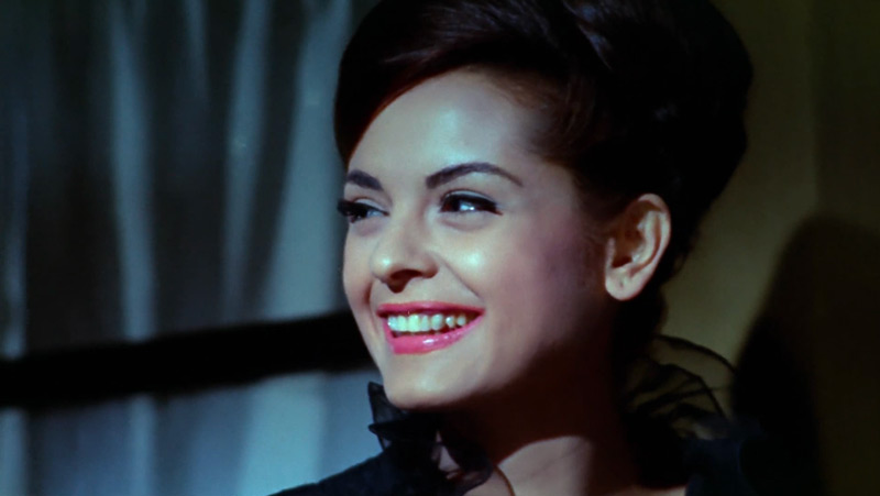 sccurr30.jpg - Currito de la Cruz screencap