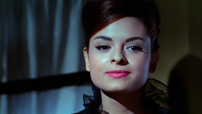 sccurr31.jpg - Currito de la Cruz screencap