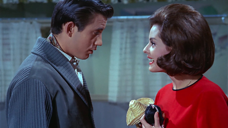 sccurr71.jpg - Currito de la Cruz screencap