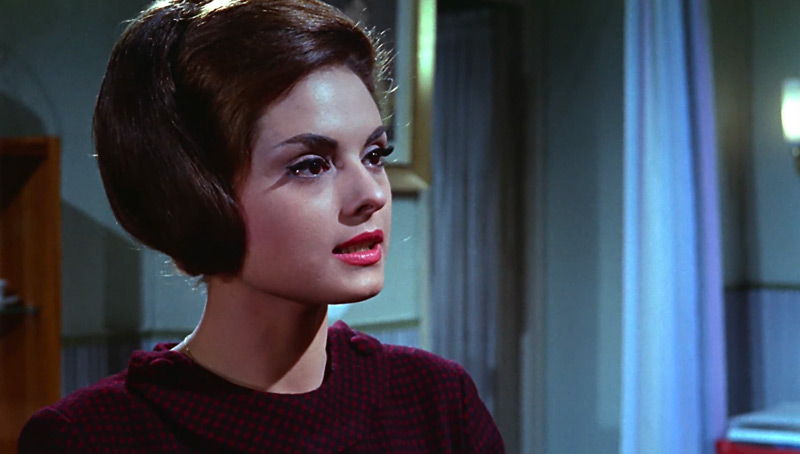 sccurr75.jpg - Currito de la Cruz screencap