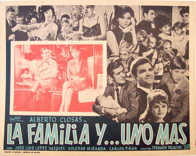03lobby.jpg - La familia y... uno más lobby card