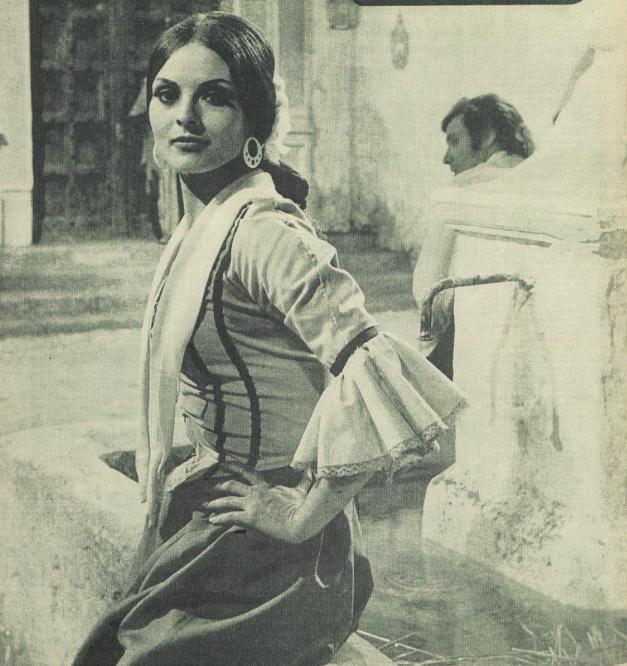 01stillb.jpg - Lola la piconera press still