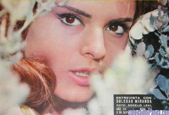 mod25.jpg - La Actualidad Española, September 1965: cover girl