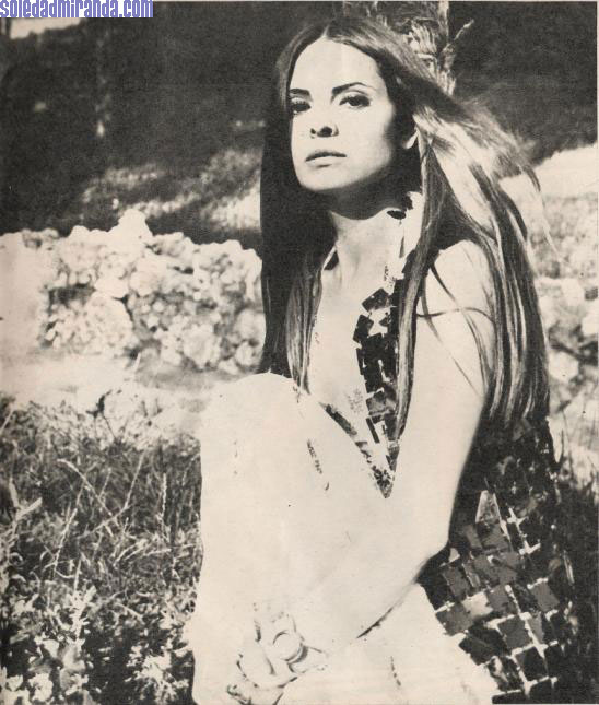 mod48miss-8-28-70-e.jpg - Miss, August 1970: Soledad's last photoshoot