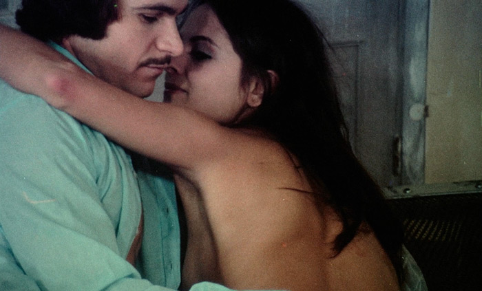 scnig20.jpg - Nightmares Come at Night screencap