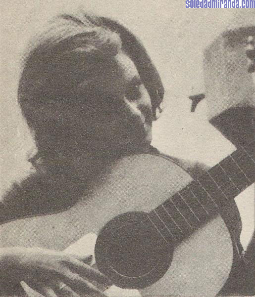 per11fans-6-14-65a.jpg - Fans, June 1965: posing with a guitar (doubtful that she actually played)