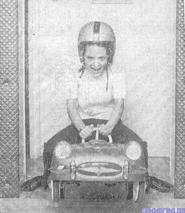 per31hoja-1-20-69a.jpg - Hoja del Lunes, January 1969: on Tony's toy car