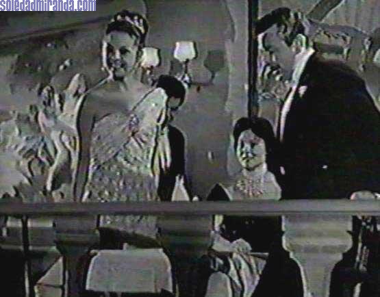 screina05.jpg - La reina del Tabarín French screencap