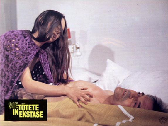 008lob.jpg - She Killed in Ecstasy lobby card
