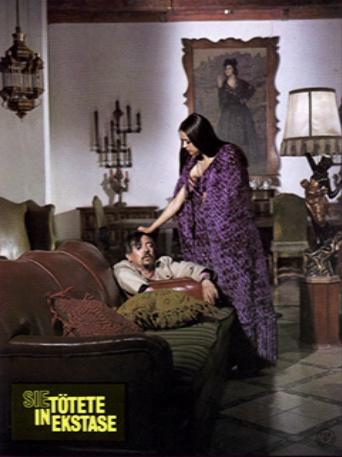 011lob.jpg - She Killed in Ecstasy lobby card