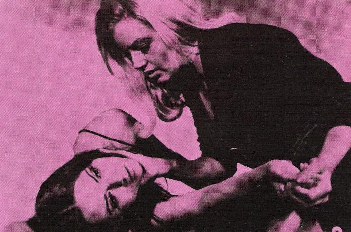 036astill.jpg - Vampyros Lesbos still