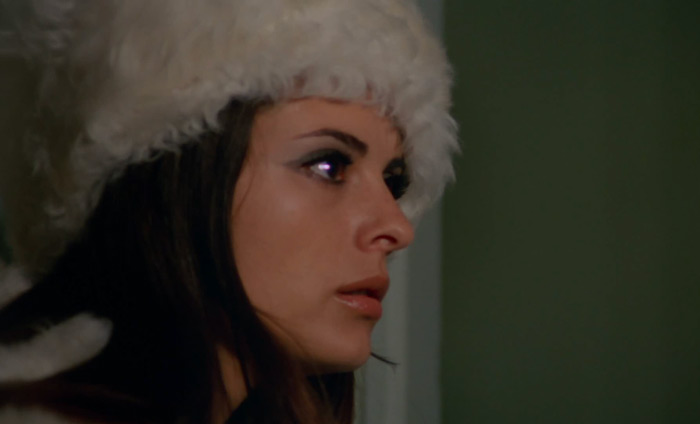 scvamp64.jpg - Vampyros Lesbos screencap