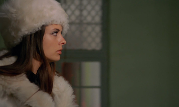 scvamp65.jpg - Vampyros Lesbos screencap