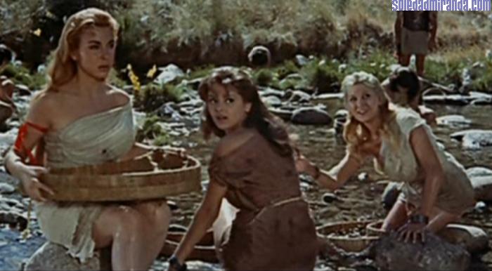 scursu06.jpg - Ursus screencap